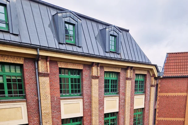 Das ist die Mark Aurel Klinik im Creativ Center Düsseldorf.